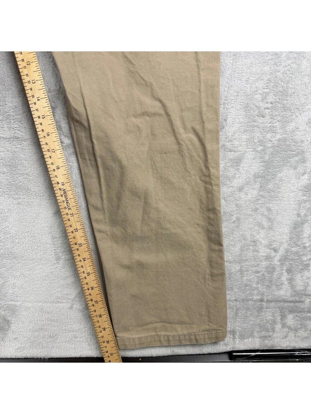Nike Men's 32x32 Khaki Chino Pants Tan Embroidered Swoosh Casual Straight Leg